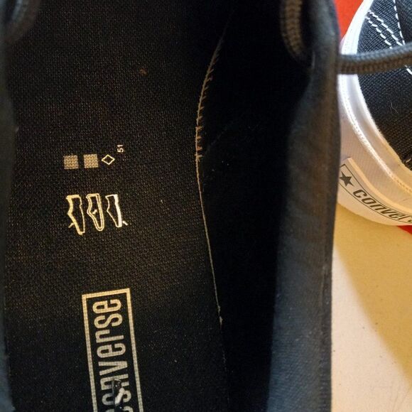 Converse black men's Sneaker size 11 - Picture 5 of 6